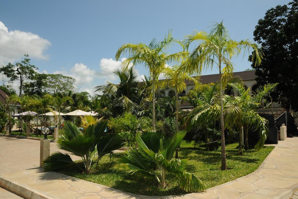 Lotfa Resort Diani Diani Beach Exteriér fotografie